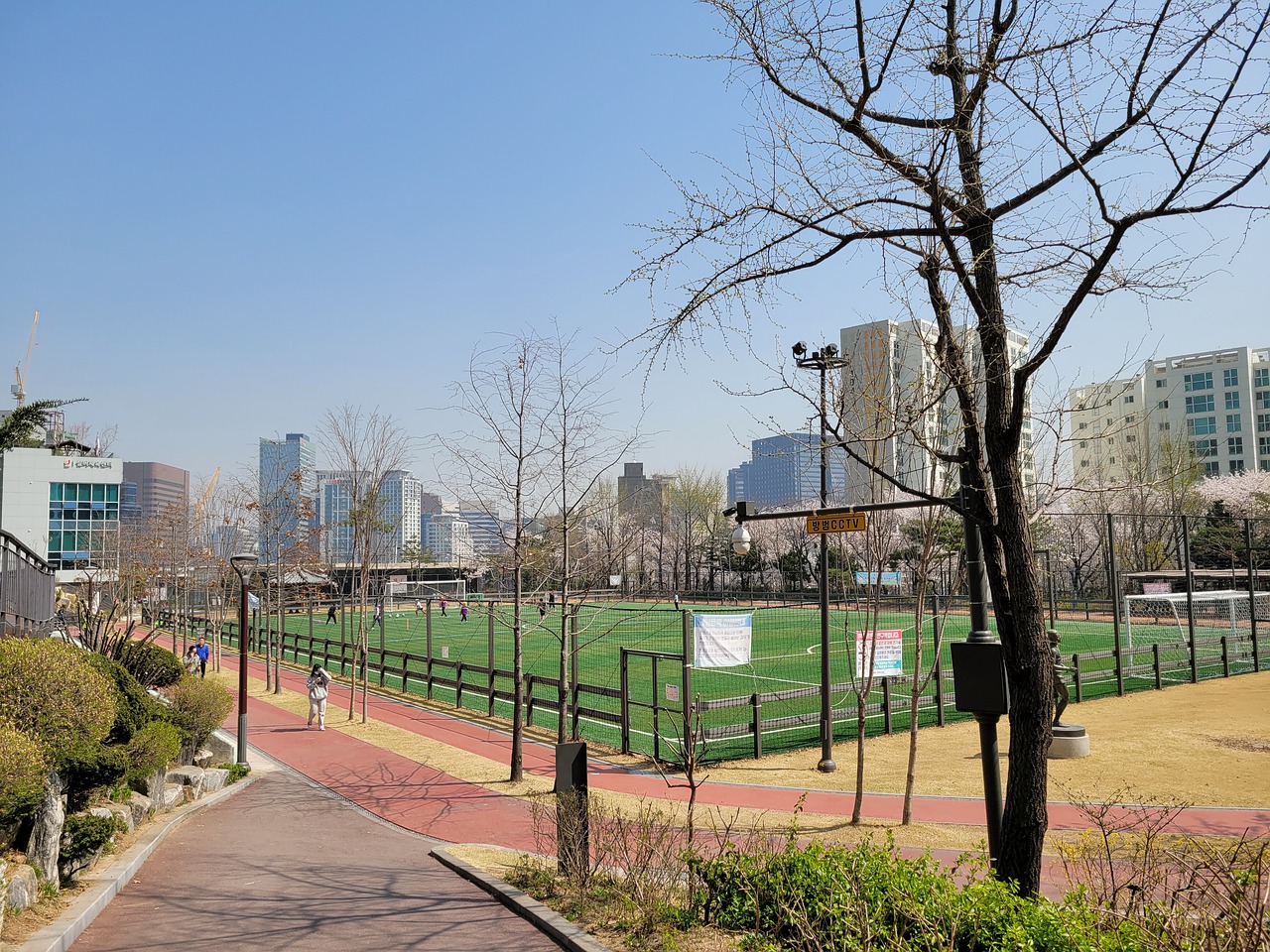 皇马与巴萨 皇马与巴萨